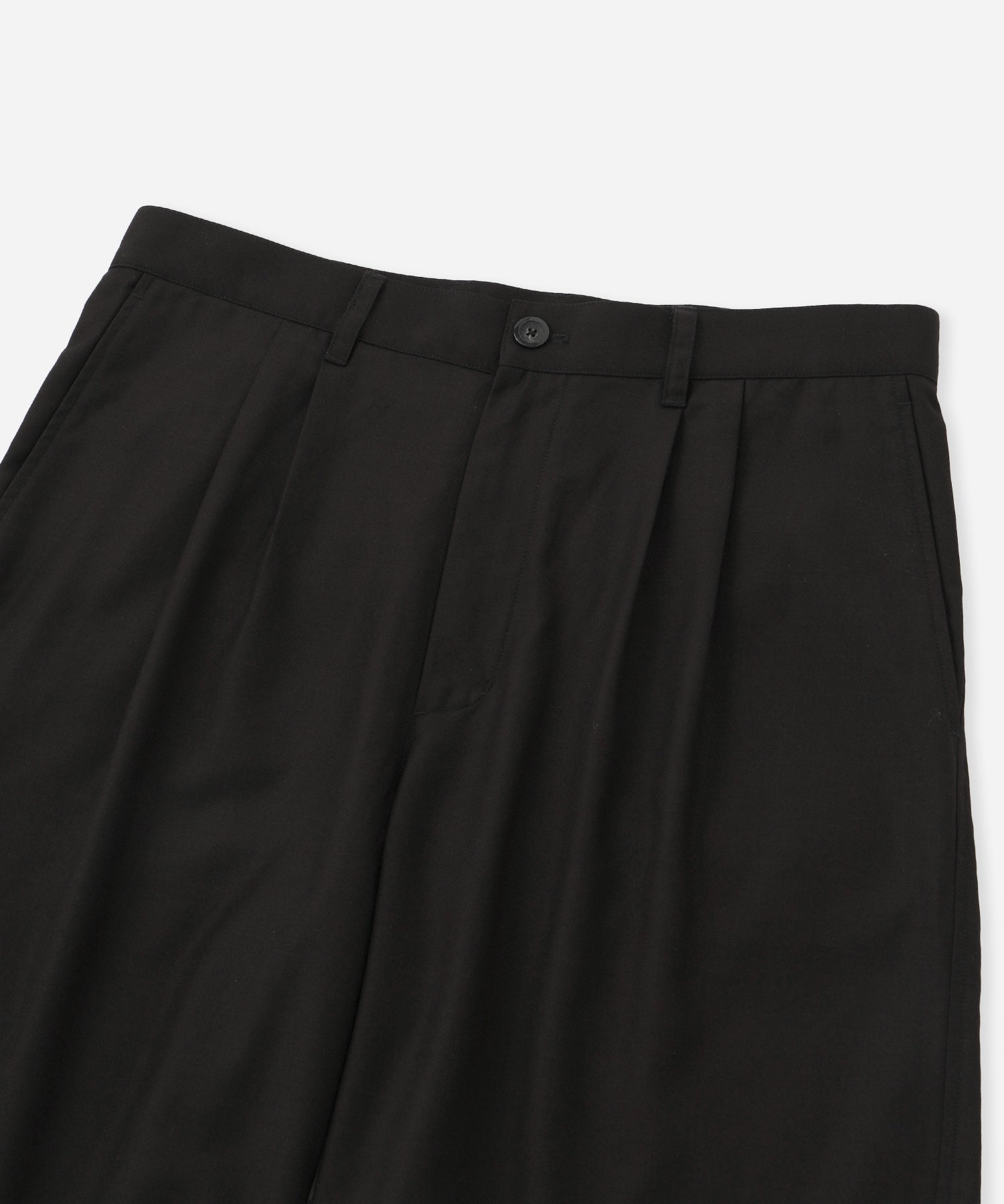 Feliz Two Tuck Walk Short