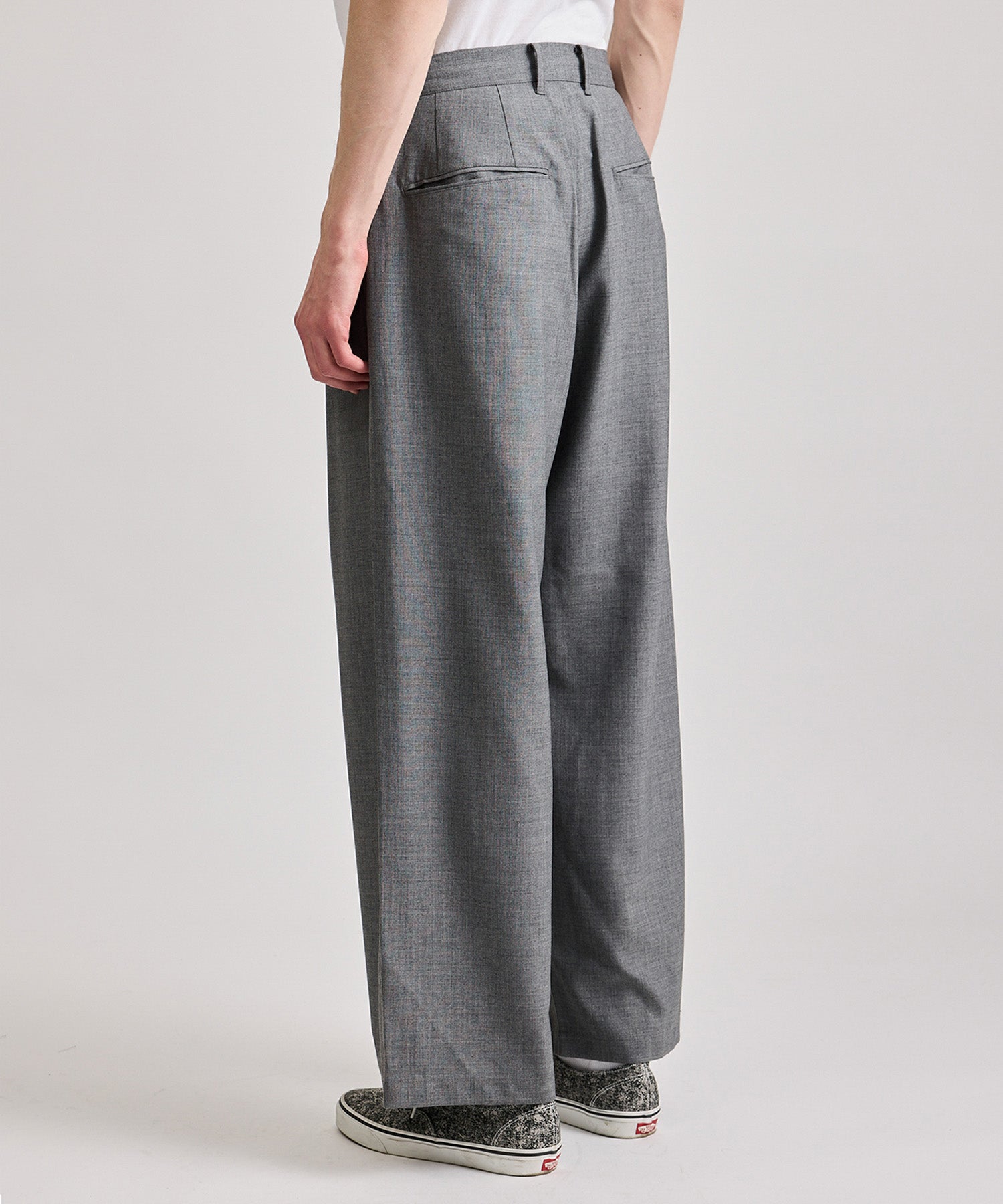 【NONCODE】Balls String Pleated Pants Jordy Two Pleat Pant | Saturdays NYC