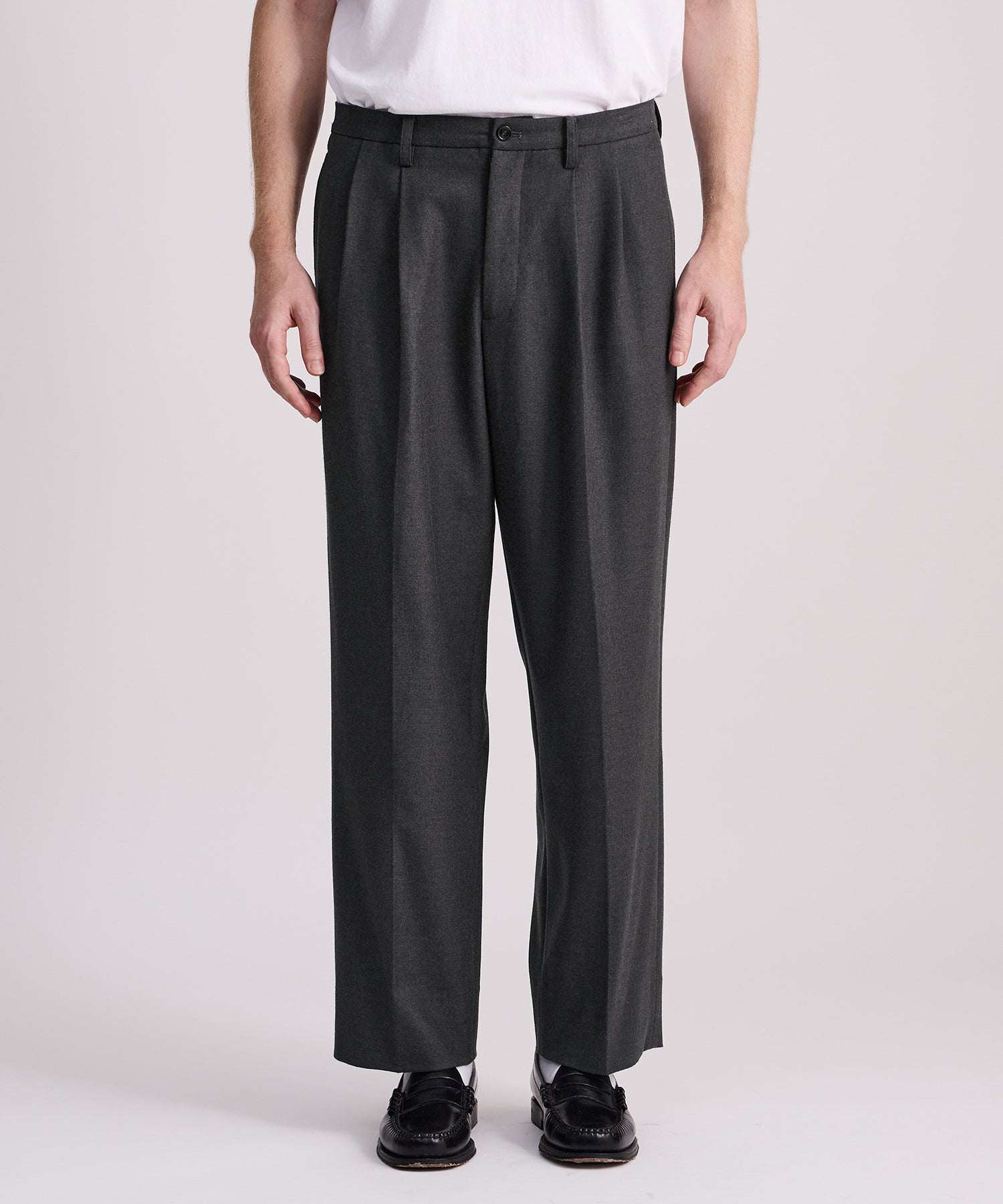 George Flannel Two Tuck Pant